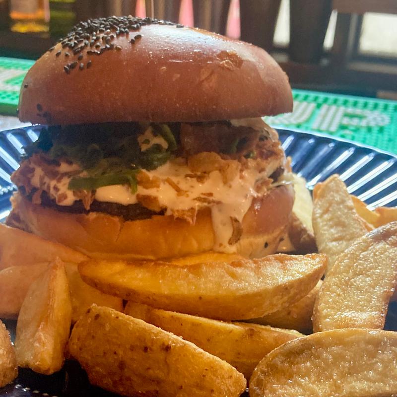 ポパイバーガー(BURGER&TACOS IAKATORIH)