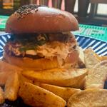 ポパイバーガー(BURGER&TACOS IAKATORIH)