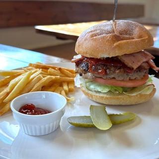 BLTハンバーガー