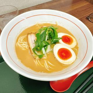 鶏白湯ラーメン(味玉)