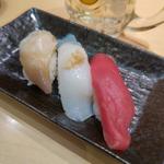 店長三種盛(活ほっき貝・生するめいか・本まぐろ赤身)