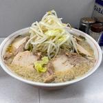普通盛チャーシュー麺・野菜マシ・ニンニク抜き