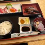 うなぎ御膳(うなぎ蒲焼1/2尾、刺身、御飯セット)(魚捨)