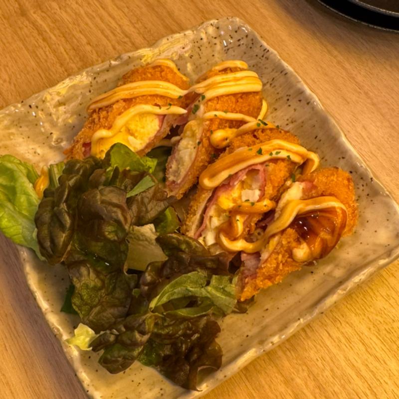 ハム玉カツ(1個)(餃子のかっちゃん 新橋店)