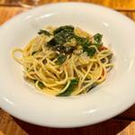 つぶ貝と九条葱 トマトのペペロンチーノ