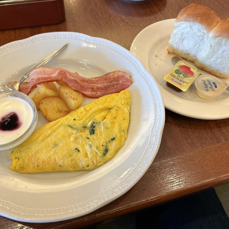 野菜オムレツプレート（英国風パン）(ロイヤルホスト姫路本町店)