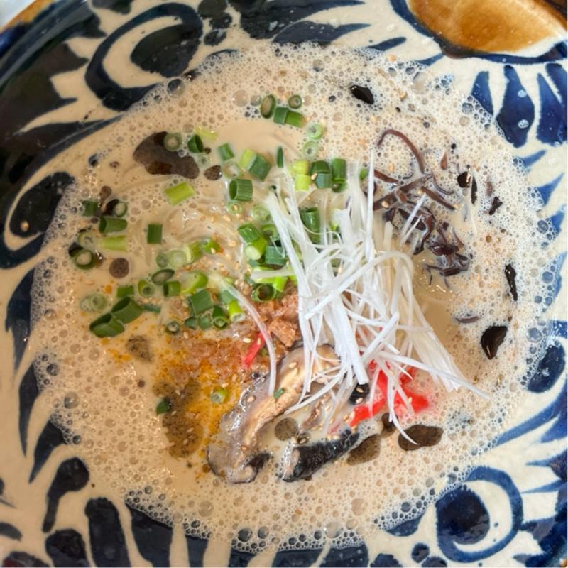 豚骨ラーメン(Plant-Based Restaurant がじまる)