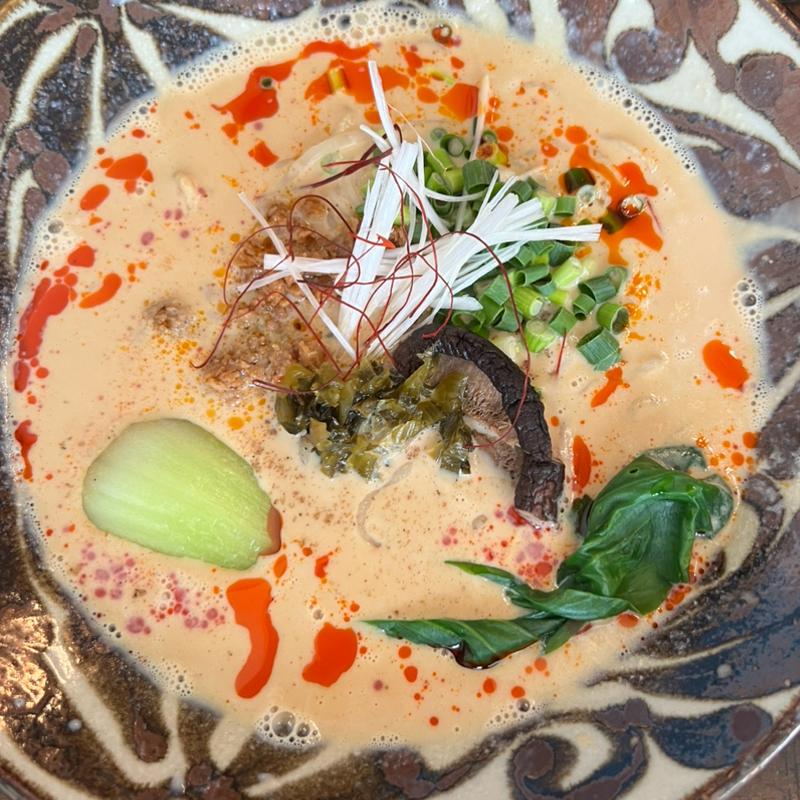 豆乳担々麺(Plant-Based Restaurant がじまる)