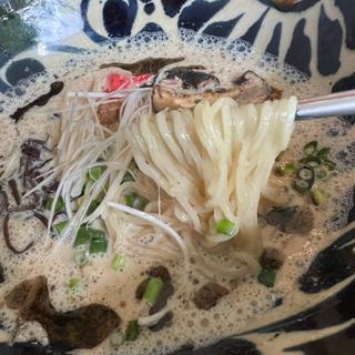 豚骨ラーメン