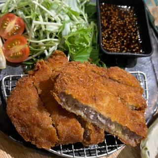 島豚の豚カツ(沖縄の台所ぱいかじ 恩納本店)