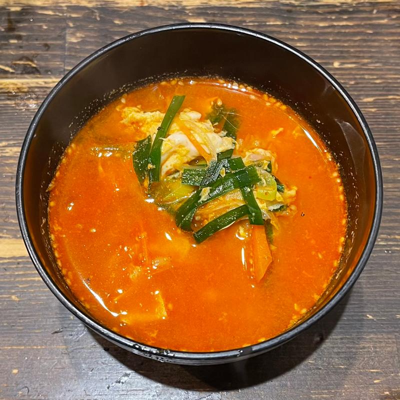 コムタンクッパ（赤）(初代吉田 門前仲町店)