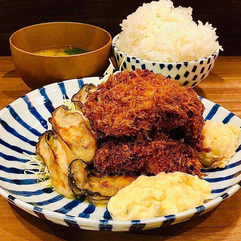 カキミックス定食(とんかつ小田保 場内店)