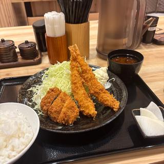 ヒレ・エビフライ定食