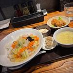 ランチセットA(恵比寿餃子 大豊記 西新宿)