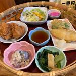 となり日替わり定食(シャリと酒 鮮王となり)