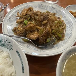 蒸し鶏の生姜炒め