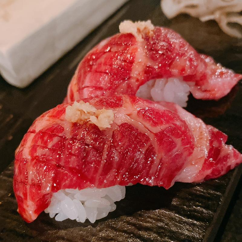 馬肉寿司(ローストホース （ROAST HORSE ）)