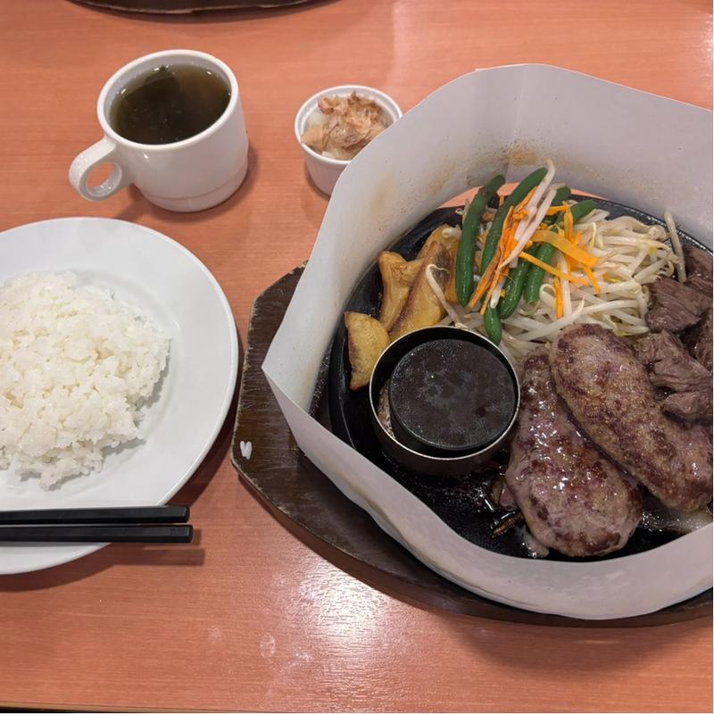 ハンバーグひとくちステーキ定食(肉のはせ川 半田店)