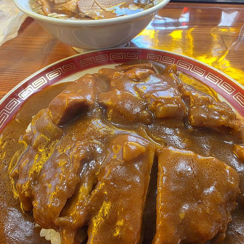 半カツカレー(菊水軒)