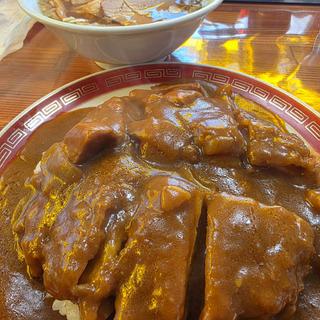 半カツカレー(菊水軒)