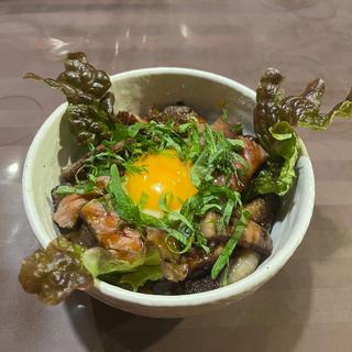 あわじ玉卵牛ステーキ丼