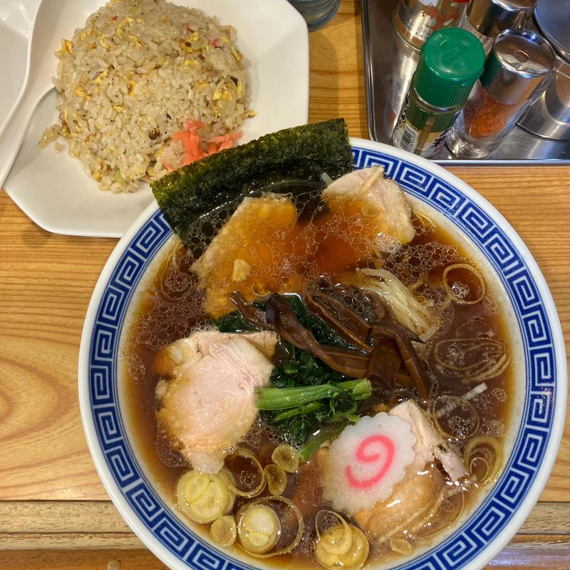 生姜醤油ラーメンと半チャーハンセット(炒飯と新潟中華そば 我武者羅 方南通り店)
