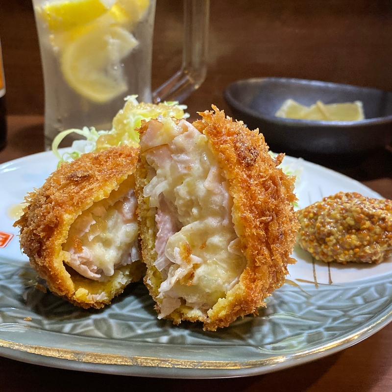 肉巻きポテサラ(味処●酒処 とらや)