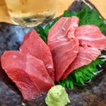 本まぐろ相盛り(魚と酒はなたれ 野毛五番街店)