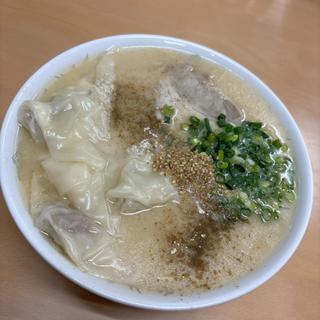 Wワンタン麺(丸元ラーメン(まるげんらーめん))