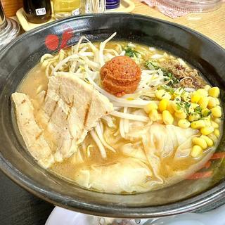 濃厚辛みそ海老ワンタンメン(花鳥風月 酒田本店)