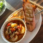 海老ホタテ海鮮アヒージョ(チャタンハーバーブルワリー＆レストラン （CHATAN HARBOR BREWERY & RESTAURANT）)