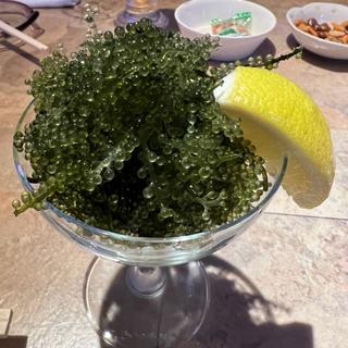 カクテル海ブドウ(OKINAWA Bar「あっちゃん'S」)