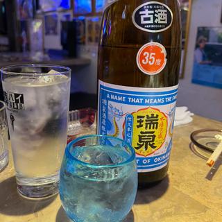 泡盛古酒　瑞泉40年もの(OKINAWA Bar「あっちゃん'S」)