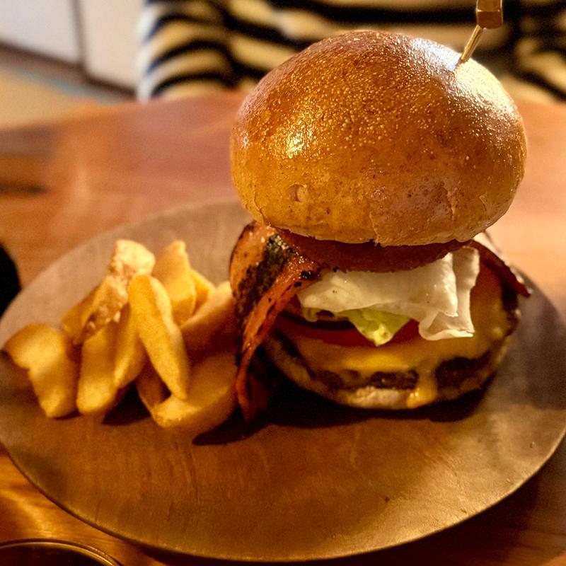 相州牛 箱根バーガー(BOX BURGER 箱根湯本店…)