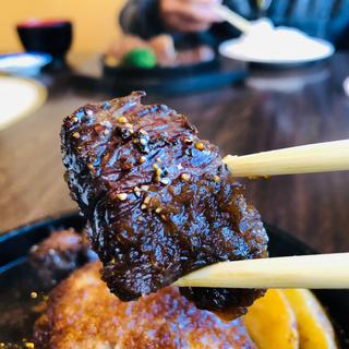 牛さがりサイコロステーキ_ハンバーグ&牛さがりサイコロステーキランチ(ゴンザ （GONZA）)