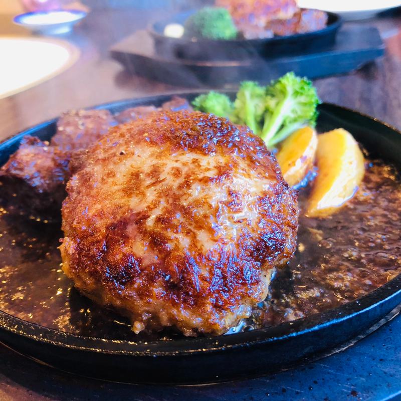 ハンバーグ＆牛さがりサイコロステーキランチ(ゴンザ （GONZA）)