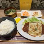 炙りチーズとトマトソースのカツ定食