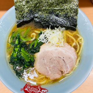 ラーメン(横浜ラーメン 町田家 新宿店)