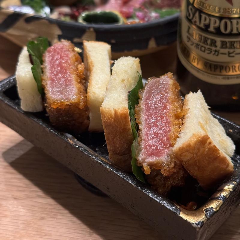 本鮪の生カツサンド(魚ト日本酒あたらよ)