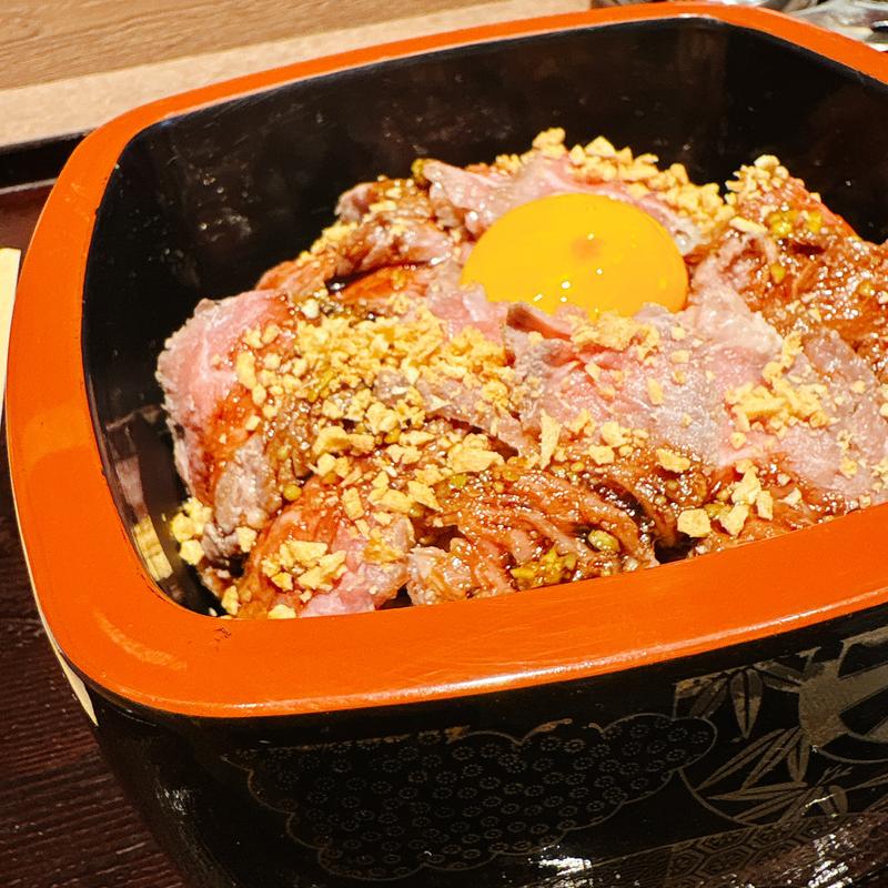 柔らかガーリックビーフ丼(S)(大阪くり田 かっぱ横丁店)