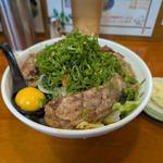 にんにく野菜豚玉まぜそば(ぼっけもん 狛江店)