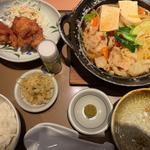 から揚げ小鉢付もつ鍋定食(やよい軒 桜木店 )