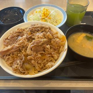 牛めしランチセット