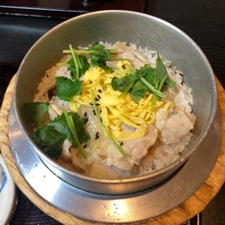 大和肉鶏　釜めし(志津香　大宮店)