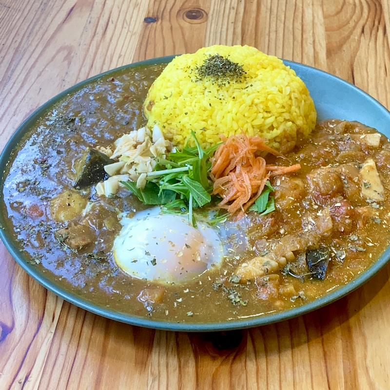 あいがけカレー(ミッドナイトサン)