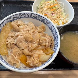 豚丼(吉野家 １０号線延岡店)