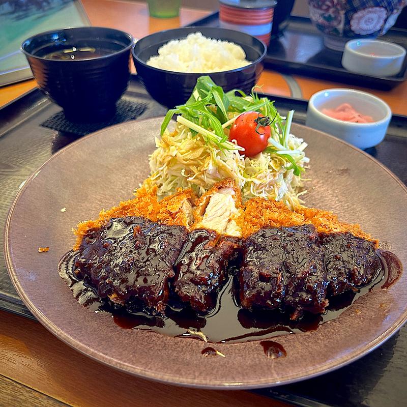 厚切りみそかつ ごはんセット(和食さと 鈴鹿白子店 )