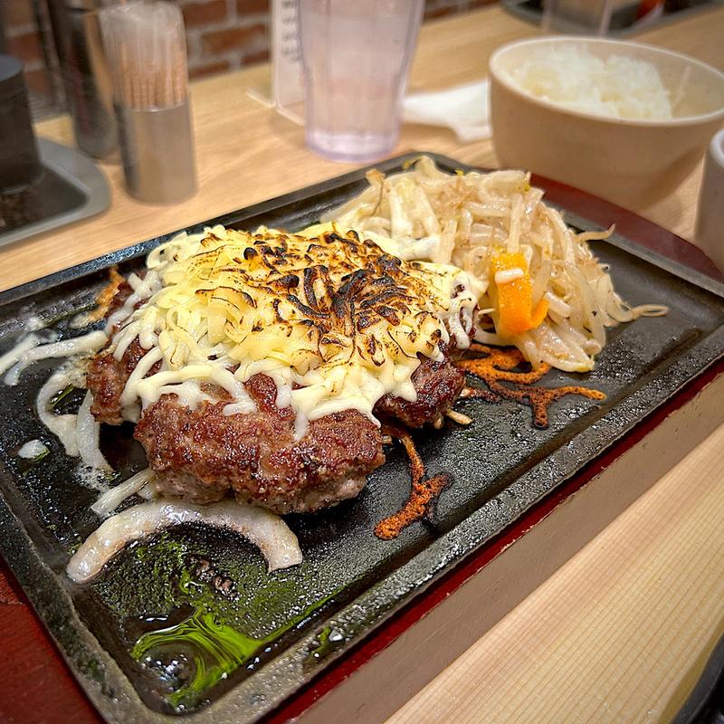 チーズスマッシュハンバーグ定食(200g)(THE BIFTEKI KITTE 丸の内店)