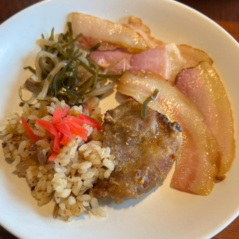 沖縄食材プレート(HIYORI Ocean resort)