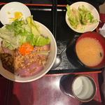 ローストビーフ丼
